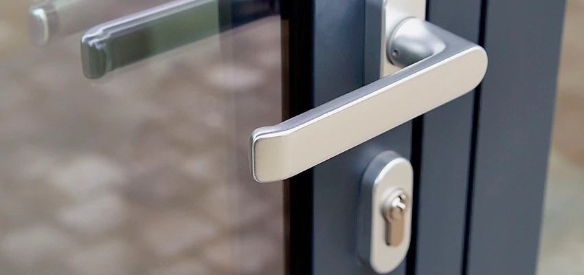 Broken Door Lock Cylinder Repair in La Crescenta-Montrose, California