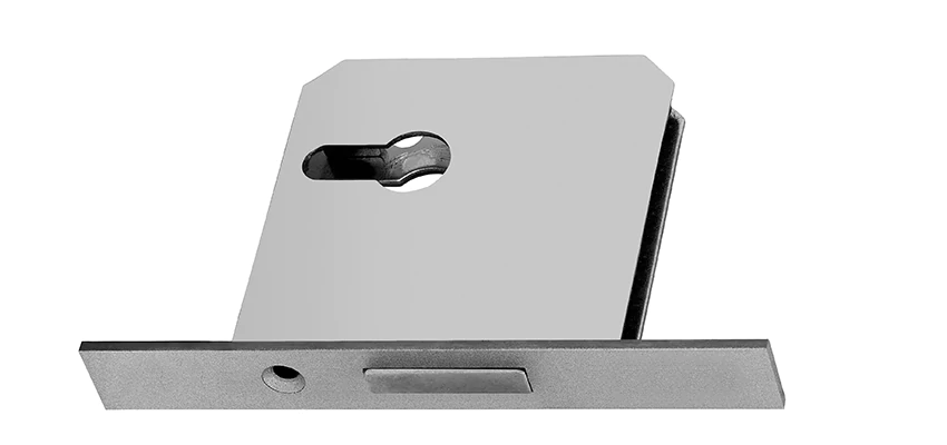 Fix A Deadbolt Door Lock in La Crescenta-Montrose, California