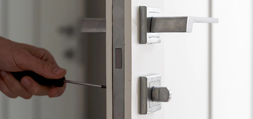 Automotive Lock Installation in La Crescenta-Montrose, CA